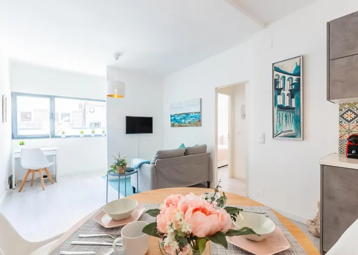 Casa Azul @ Jardim Do Morro By Bnbird *