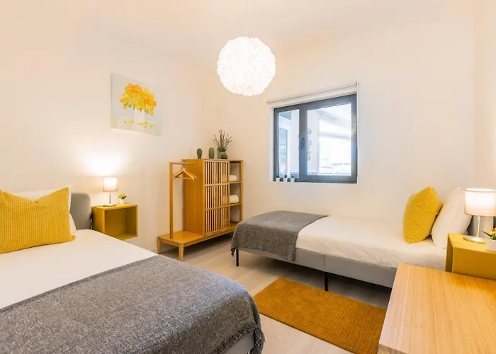 Casa Azul @ Jardim Do Morro By Bnbird *