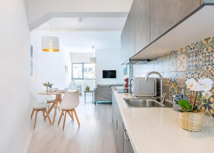 Casa Azul @ Jardim Do Morro By Bnbird *