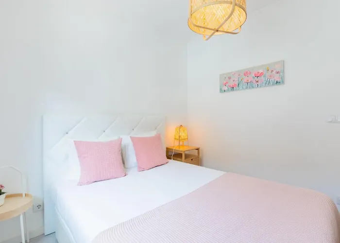 Casa Azul @ Jardim Do Morro By Bnbird Daire *