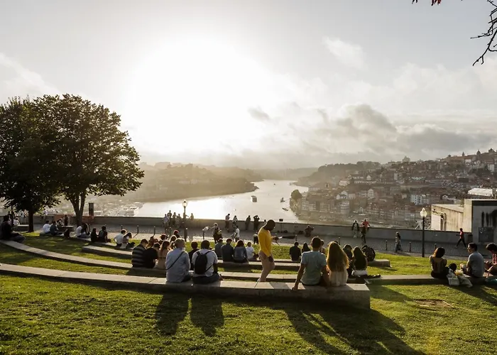 Casa Azul @ Jardim Do Morro By Bnbird *